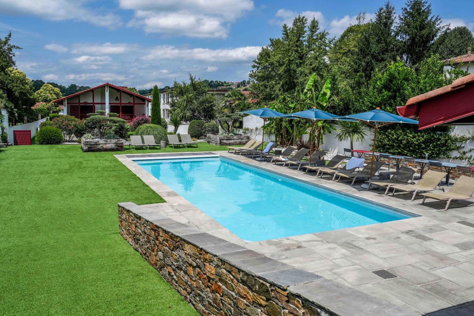 Hotel Argia Аспарен Екстериор снимка